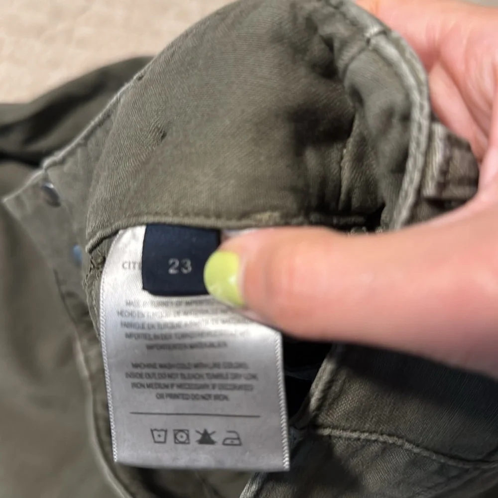 Citizens of Humanity Cara Cropped Pleated Trouser - Picture 3 of 9